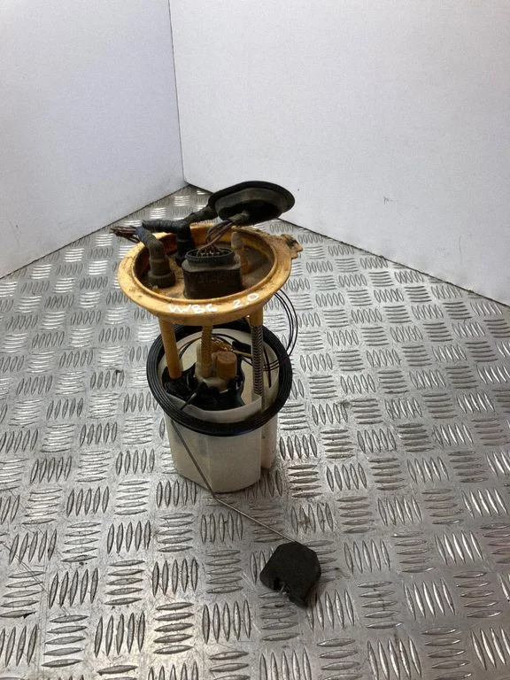 In-tank fuel pump – Volkswagen Passat B6 (2005-2010)