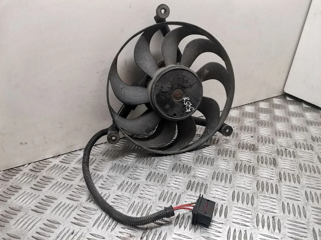 Elektriskais radiatora ventilators 1J0121206D