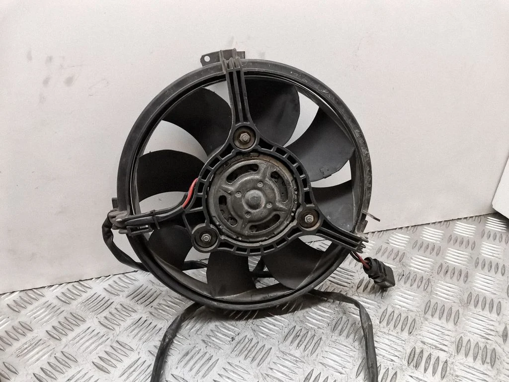Electric radiator cooling fan 1J0973852