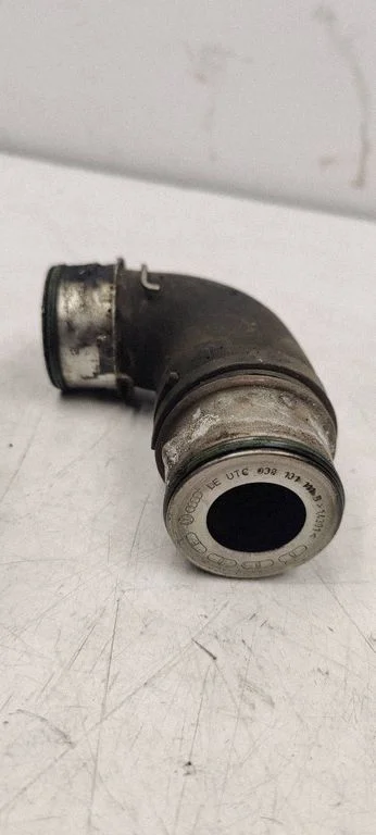 Intercooler hose/pipe 038131111B