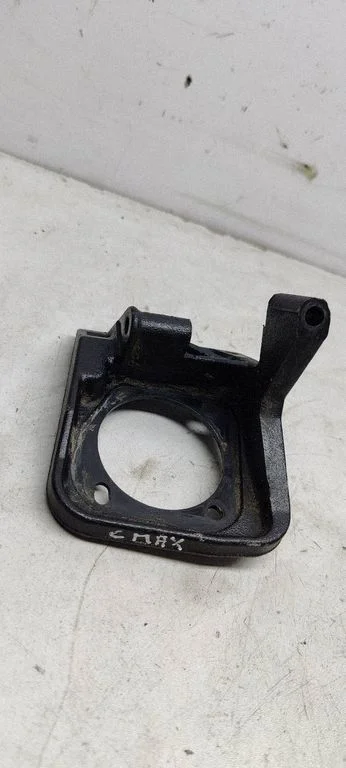 Engine mounting bracket – Ford Focus C-MAX (2003-2010)