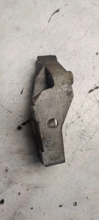 Engine mounting bracket 1k0199117