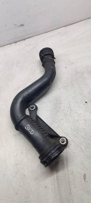 Intercooler hose/pipe 1k0145762cl