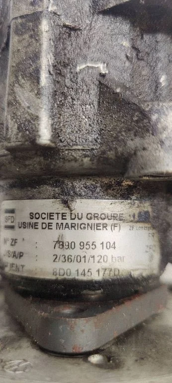 Roolivõimendi pump 800145177QE6