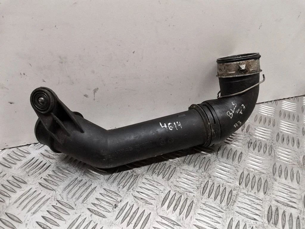 Intercooler hose/pipe 3C0145770B