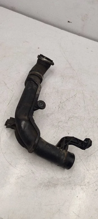 Intercooler hose/pipe 1K0145770AE