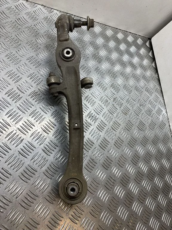 Front lower control arm/wishbone