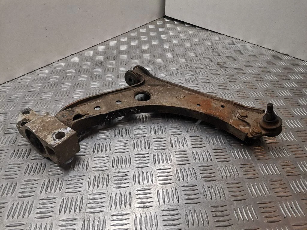 Front lower control arm/wishbone 5204