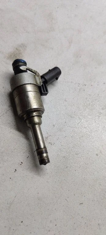 Fuel injector – Audi A4 Allroad B8 (2008-2016)