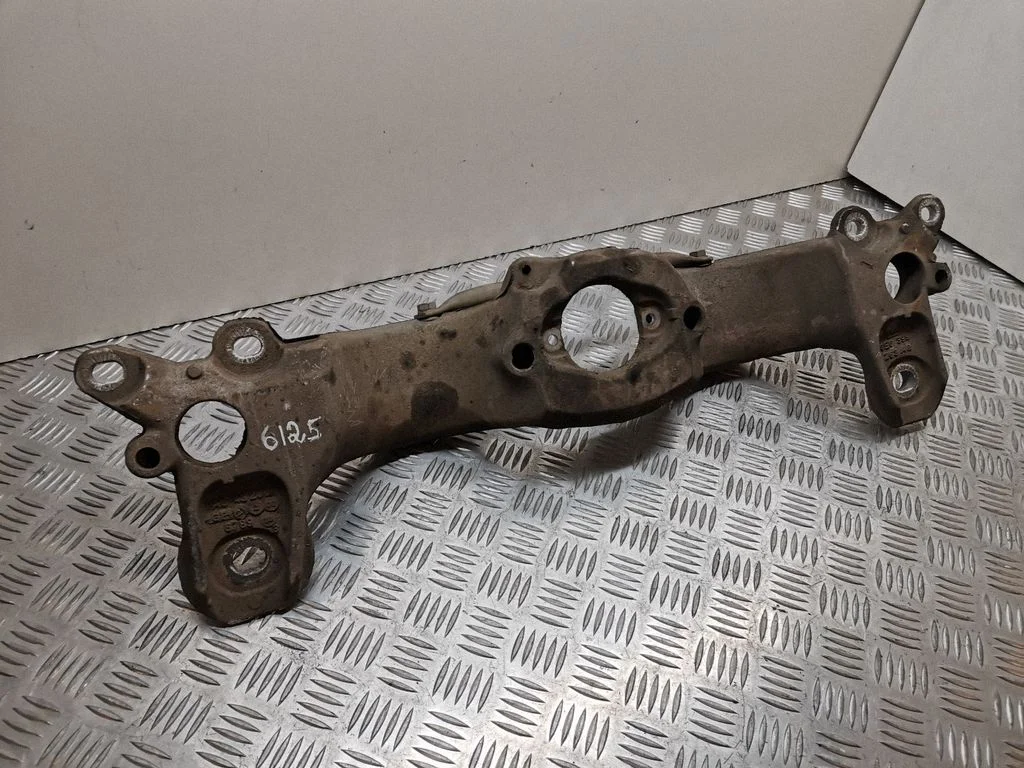 Gearbox mounting bracket 8E0399263AG