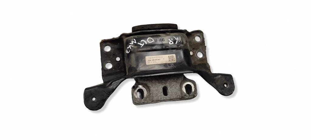 Engine mount bracket 5Q0199555BG