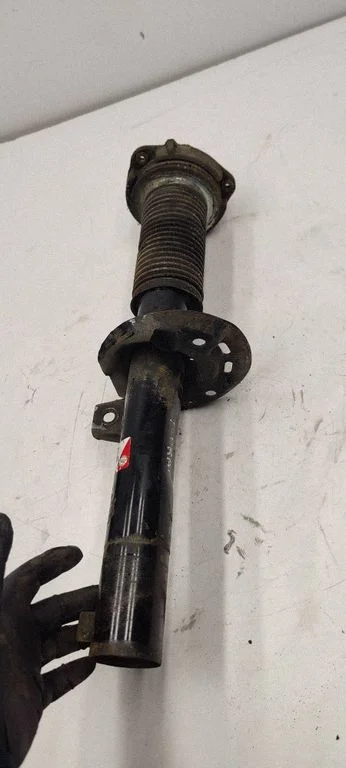 Front shock absorber/damper – Volkswagen Touran I (2003-2010)