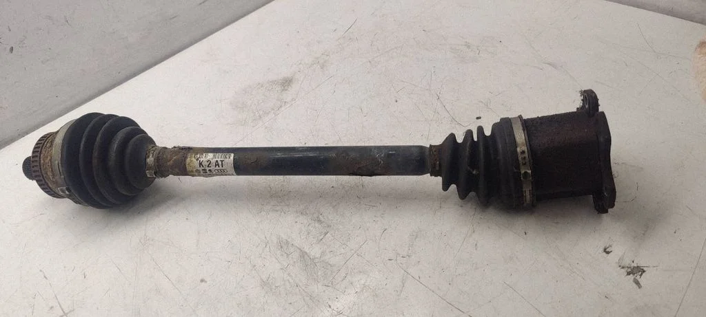 Front driveshaft – Audi A4 S4 B7 8E 8H (2005-2008)