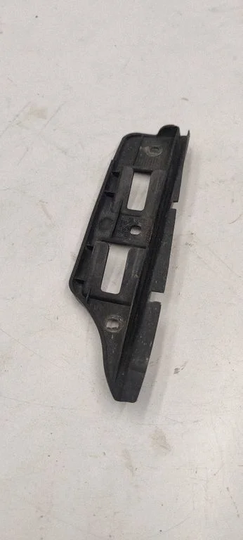 Front bumper mounting bracket 1K0807183