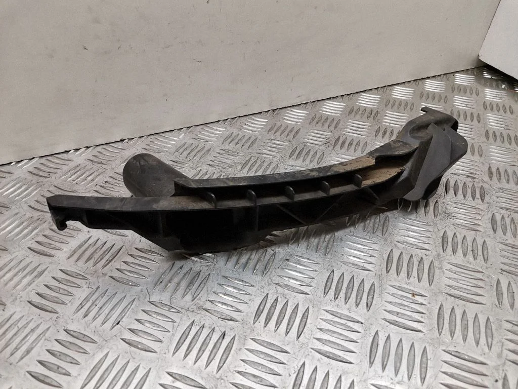 Front bumper mounting bracket – Volkswagen Golf Plus (2005-2013)