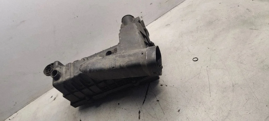 Air filter box 1k0129620d