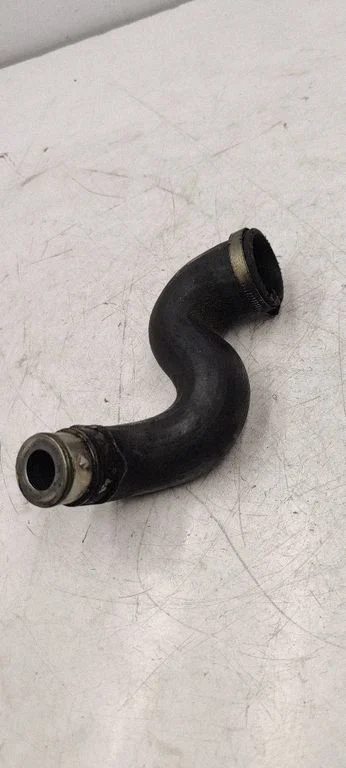 Intercooler hose/pipe 038131111J