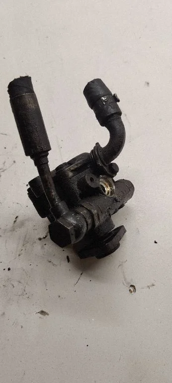Roolivõimendi pump 800145177QE6