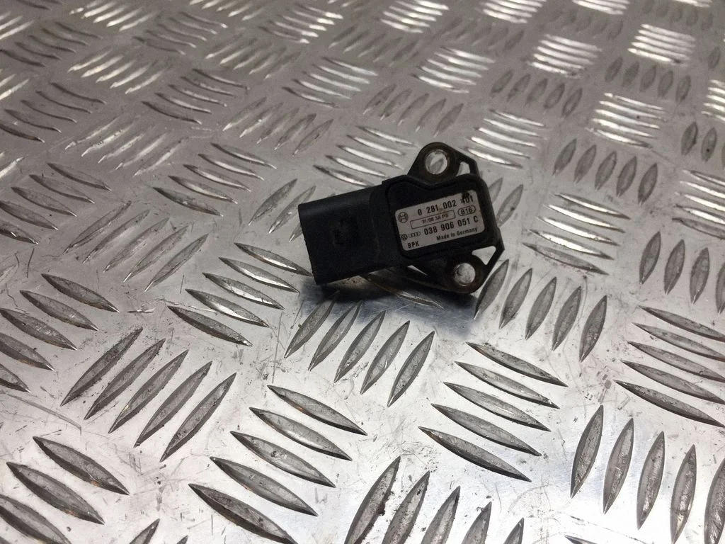 Air pressure sensor 038906051C