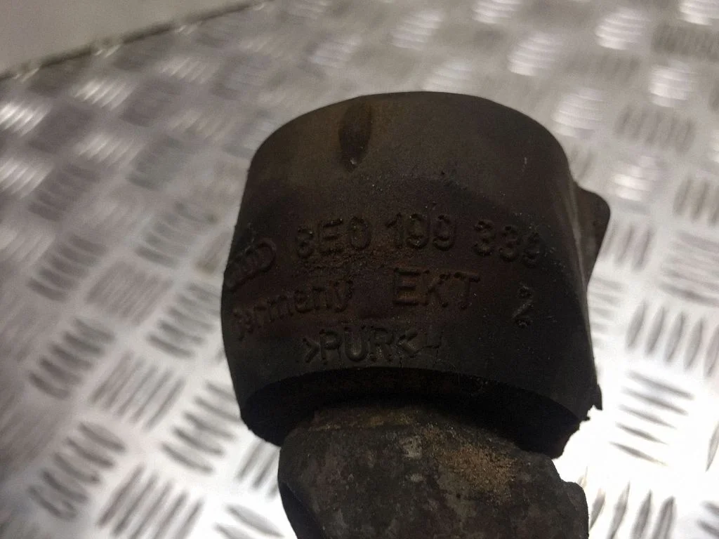 Engine mounting bracket 4F0199339