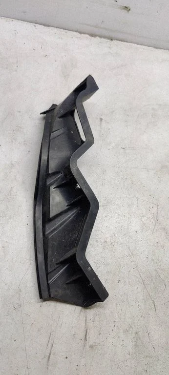 Front bumper mounting bracket 3c0807889