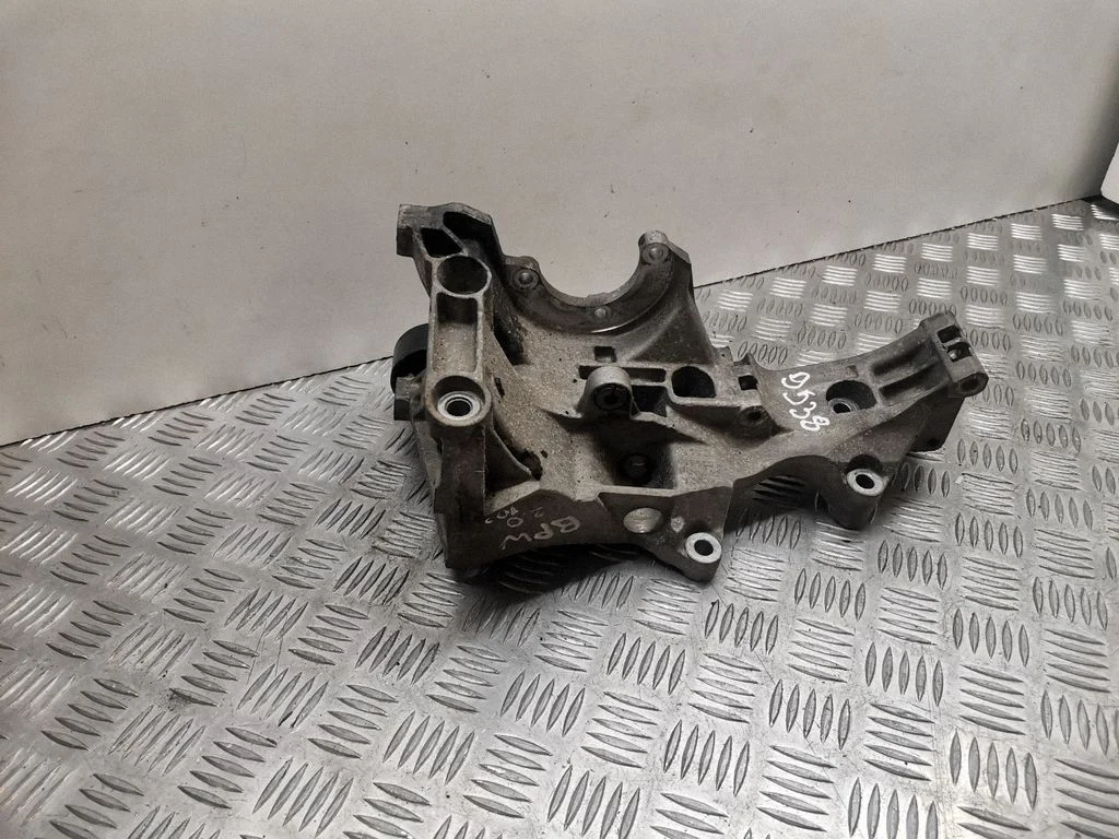 Generator/alternator bracket 03G903143D