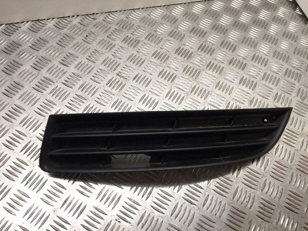 Kratka dolna zderzaka – Volkswagen Passat B6 (2005-2010)