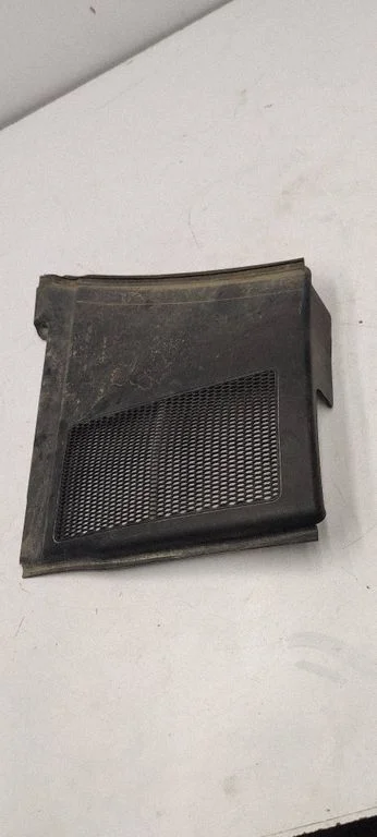 Wiper trim – Audi A4 S4 B7 8E 8H (2005-2008)