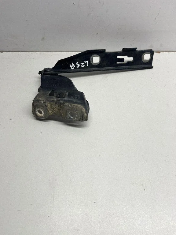 Engine bonnet/hood hinges 8K0823301D