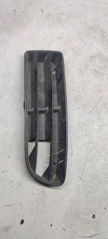 Esistange alumine võre (kolmeosaline) – Volkswagen Bora (1998-2005)