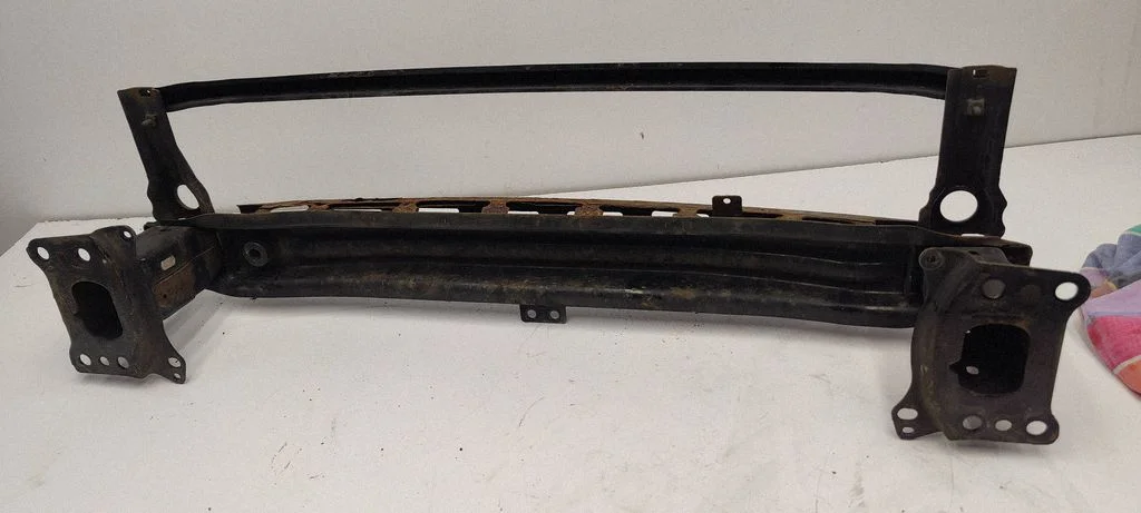 Front bumper cross member 094153B