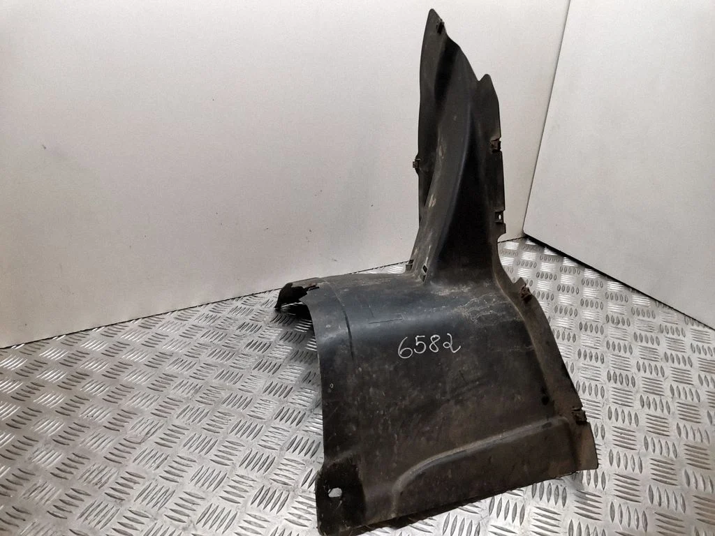 Esimene rattakoopa katteliist / porikaitse 3C0805911B
