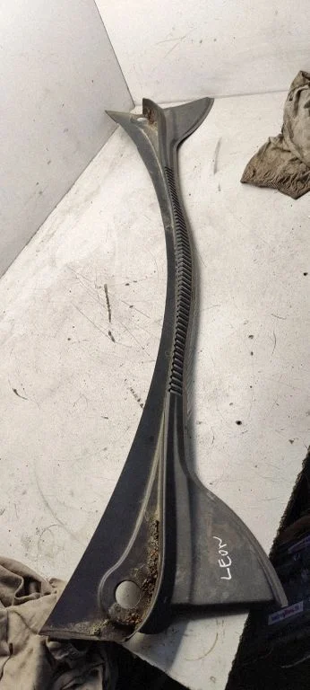 Wiper trim – Seat Leon (1P) (2005-2012)