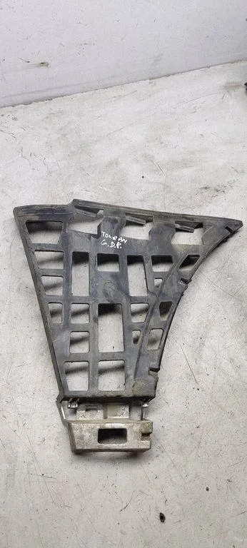 Rear bumper mounting bracket 1t0807373ph