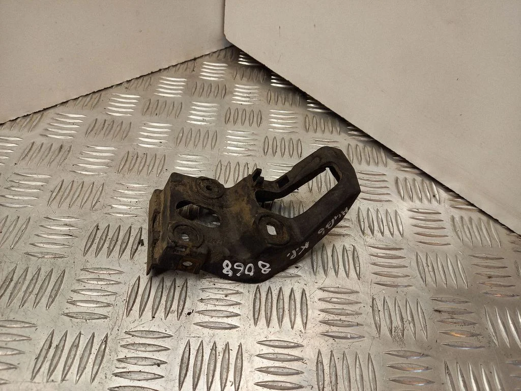 Wspornik zderzaka przedniego – Audi A4 S4 B6 8E 8H (2001-2005)
