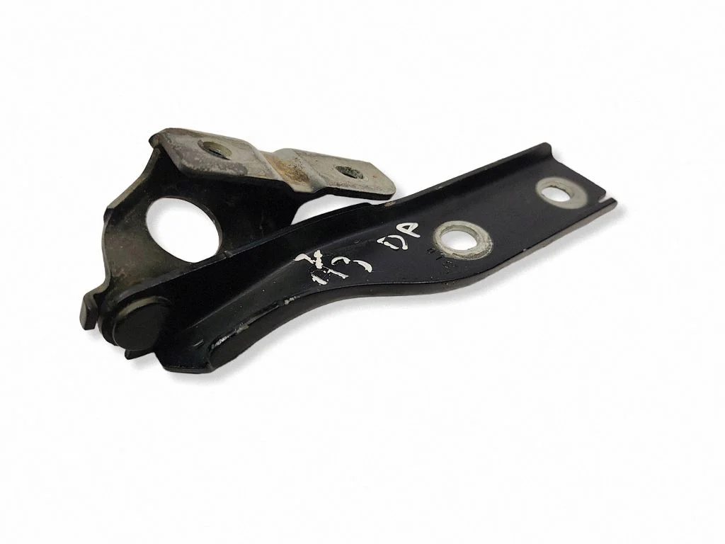 Engine bonnet/hood hinges 8P0823302B