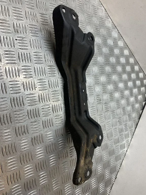 Gearbox mounting bracket 4F0253071A