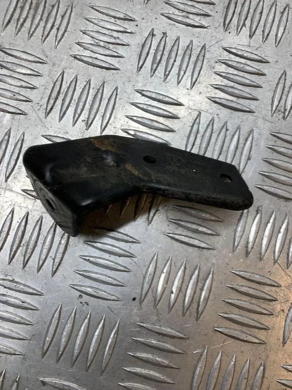 Engine bonnet/hood hinges 4F1956743