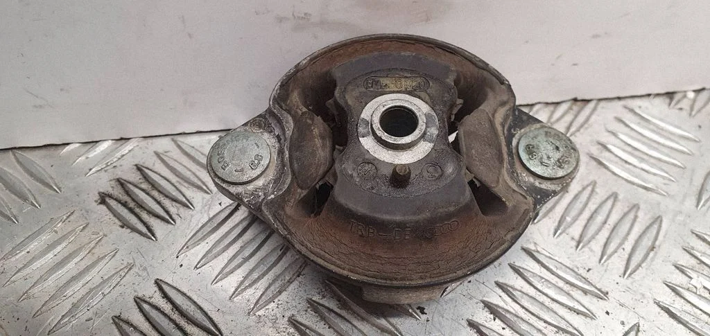 Ātrumkārbas spilvens 8E0399105G