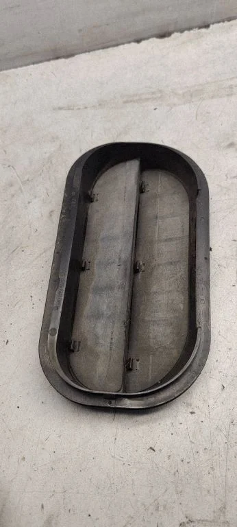 Ventilatsioonirest 6R0819465A