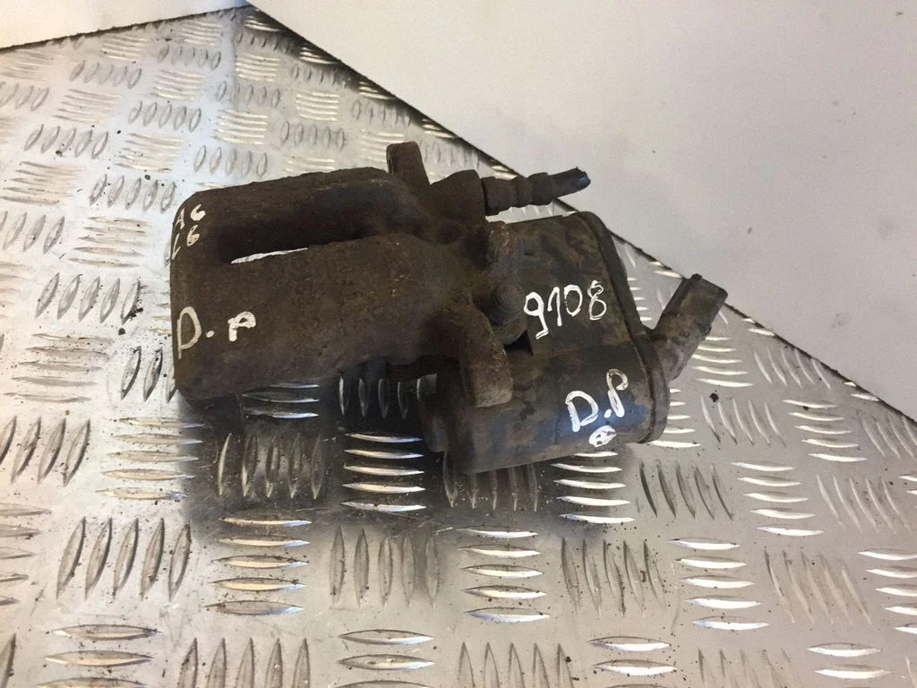 Rear brake caliper