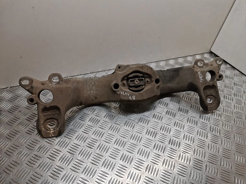 Gearbox mounting bracket 8E0399263AG