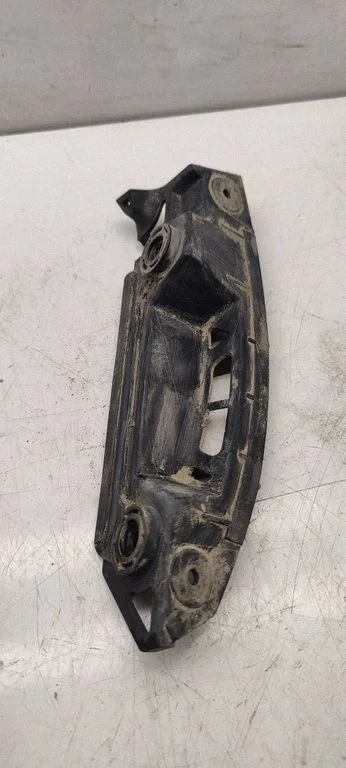 Rear bumper mounting bracket 1Z9807393