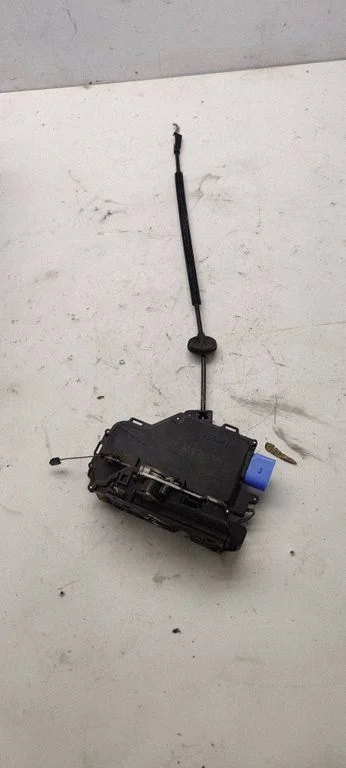 Front door lock 3D1837016AC