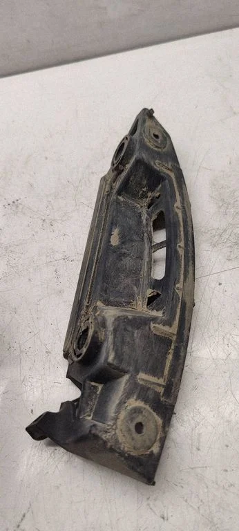 Rear bumper mounting bracket 1Z9807394
