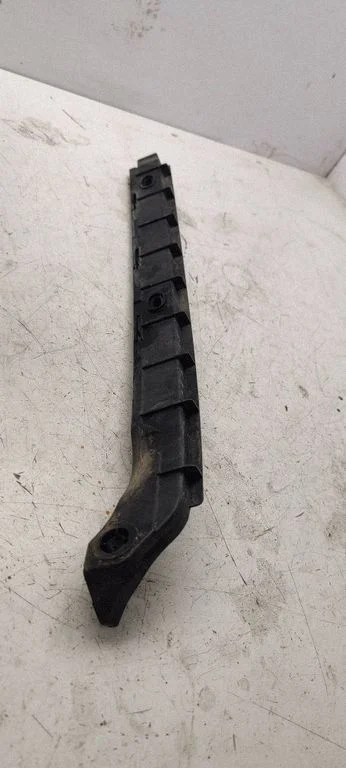 Rear bumper mounting bracket 1Z5807864