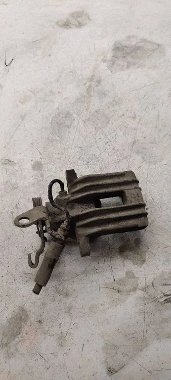 Rear brake caliper – right