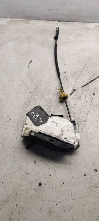 Front door lock 5k1837016D