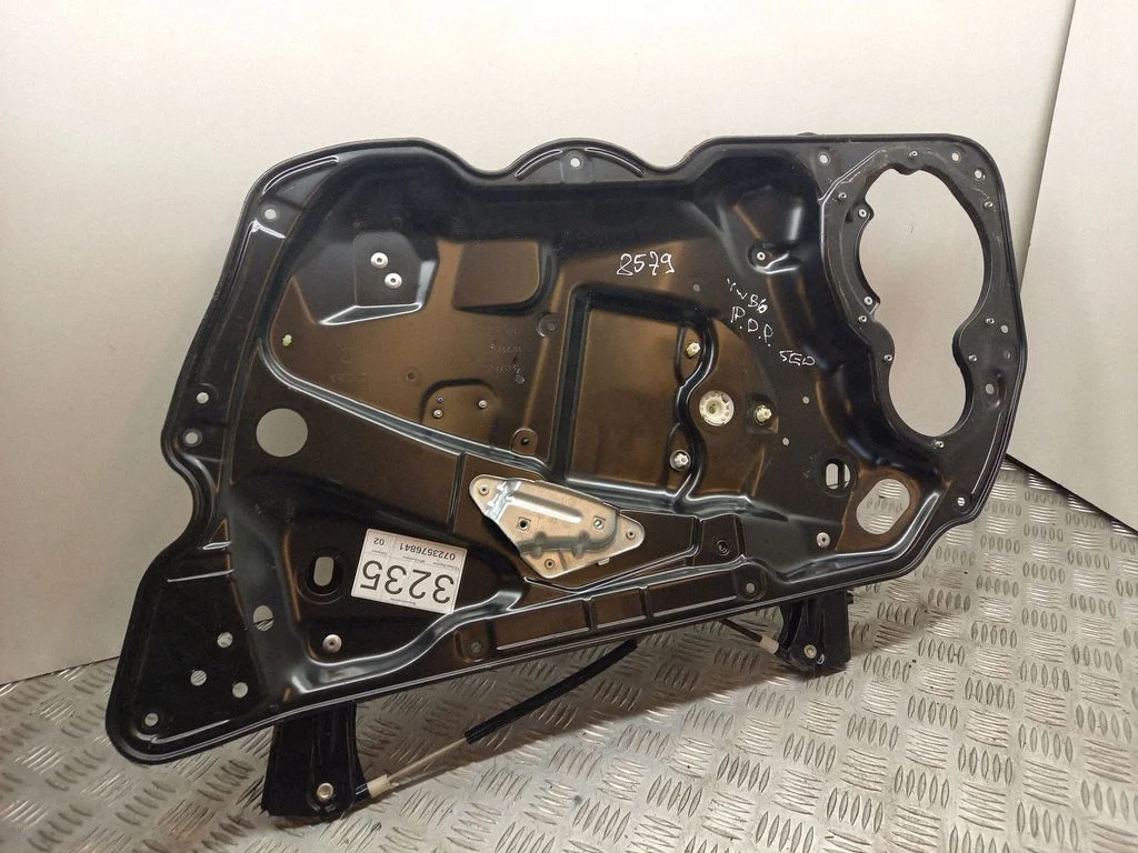 Front window lifting mechanism without motor 3C2837756L