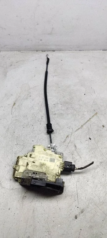 Front door lock 3C1837016A